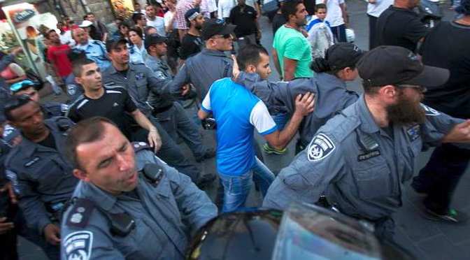 Mob of Violent Jews in West Jerusalem attack Palestinians